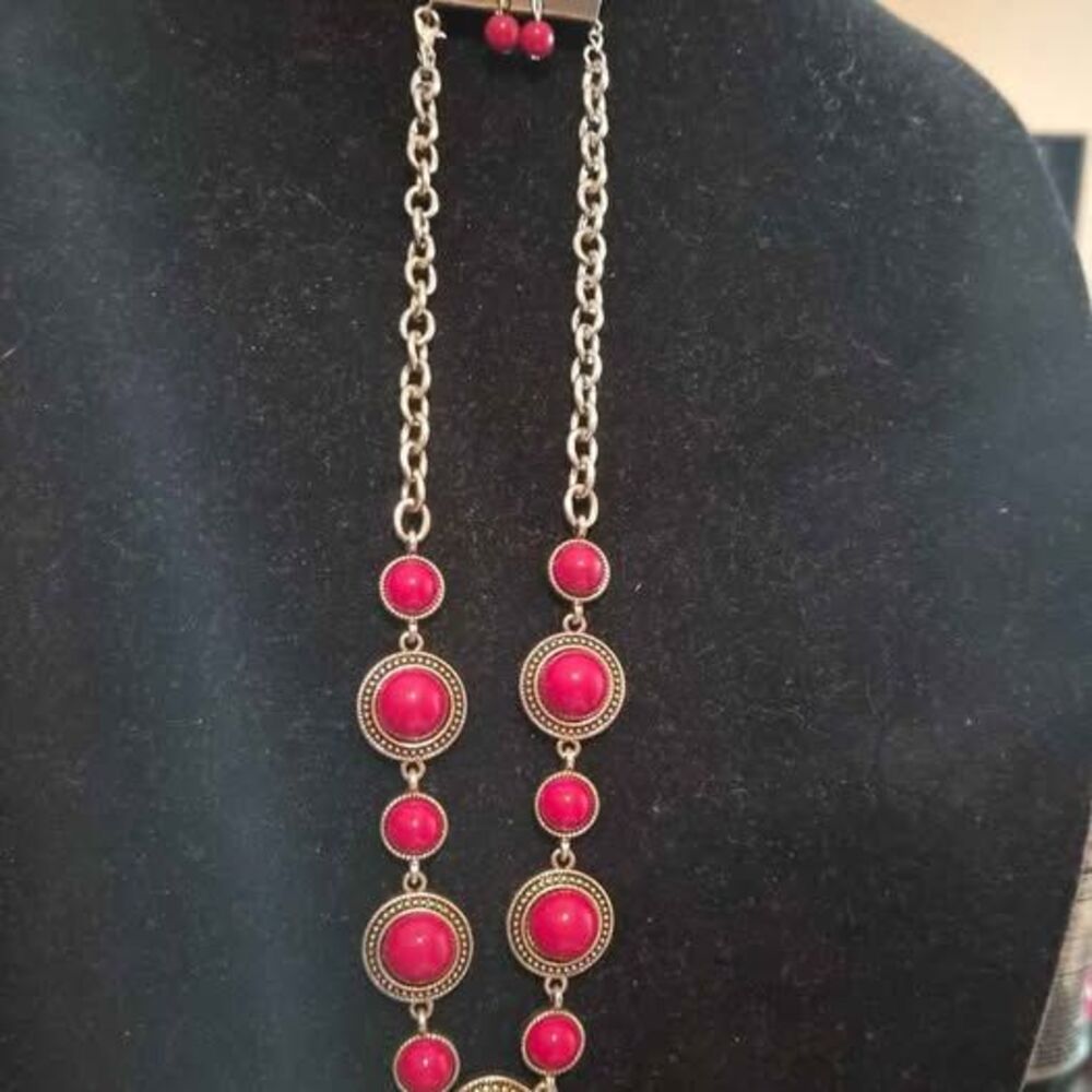 Paparazzi Voyager Vibes - Red Necklace